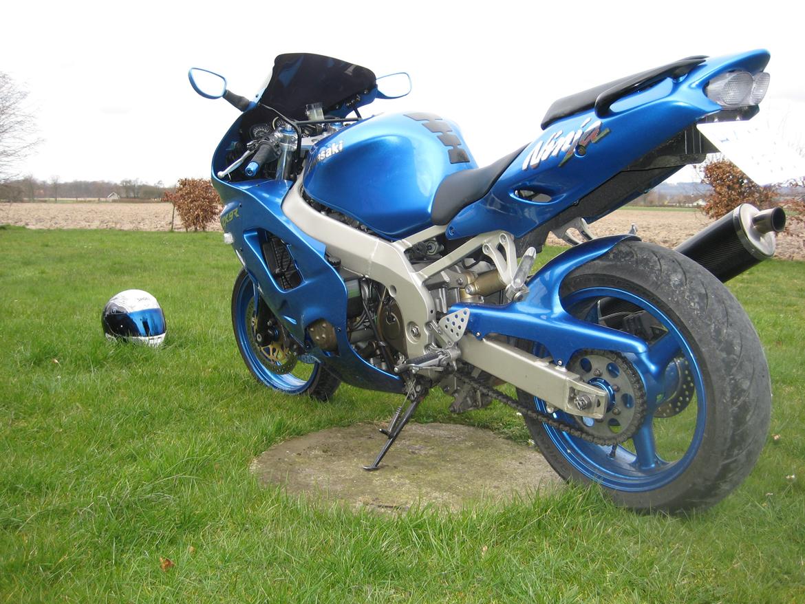 Kawasaki zx9r billede 7