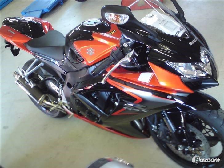 Suzuki GSXR 750 billede 1