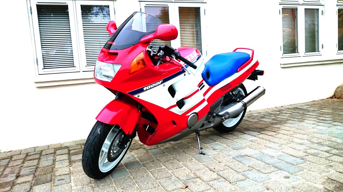 Honda CBR 1000 F SC24 - Mint condition billede 4