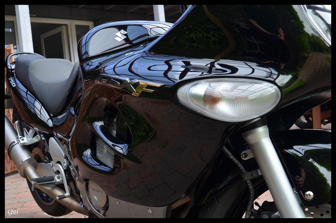 Suzuki GSX 750 F billede 8