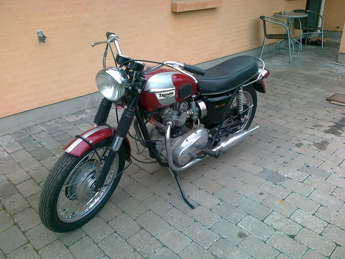 Triumph T120R billede 3