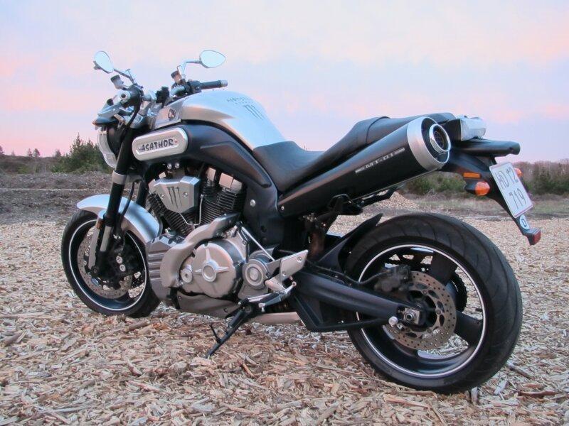 Yamaha MT-01    SOLGT billede 2