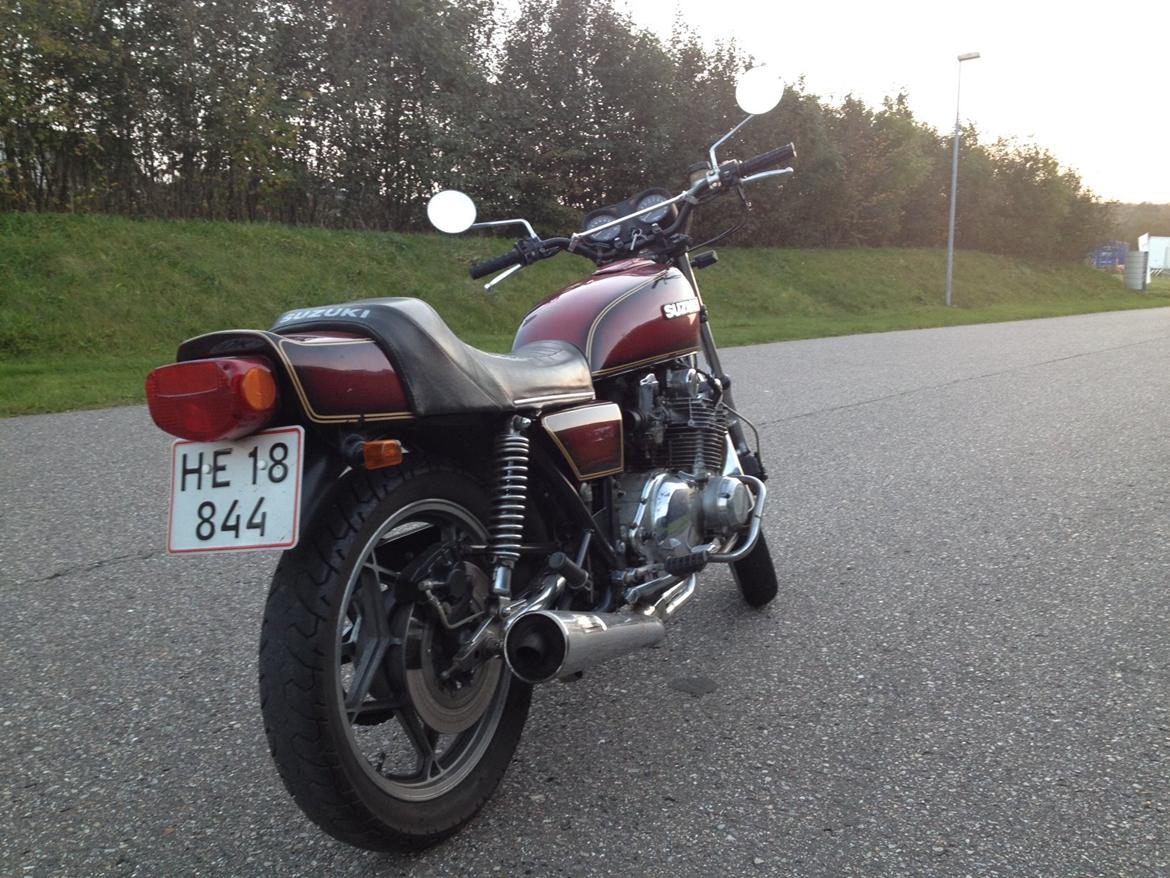 Suzuki gs 750 billede 5