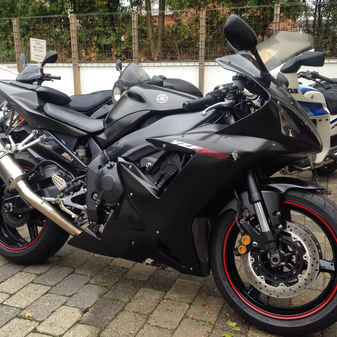 Yamaha YZF  R1 billede 6