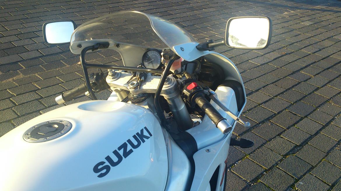 Suzuki Gsxr 750 billede 10