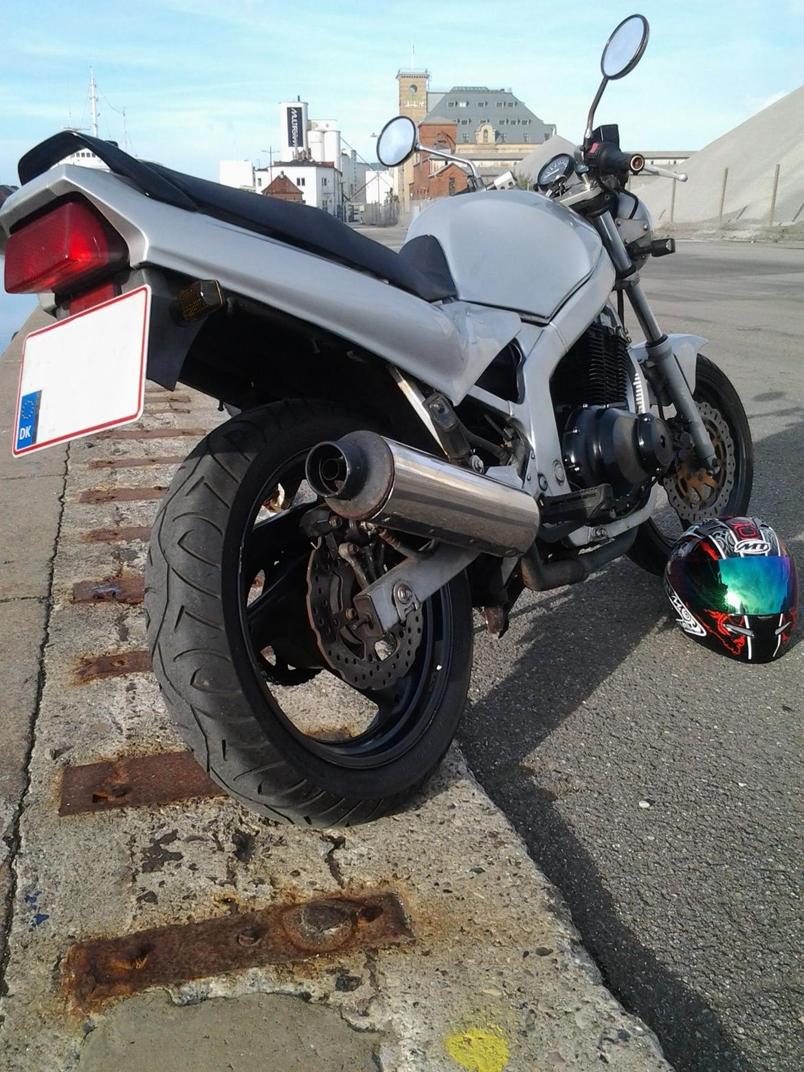 Suzuki Gs500e billede 4