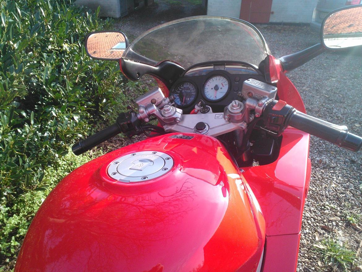 Honda VFR 750 RC36-2 billede 7