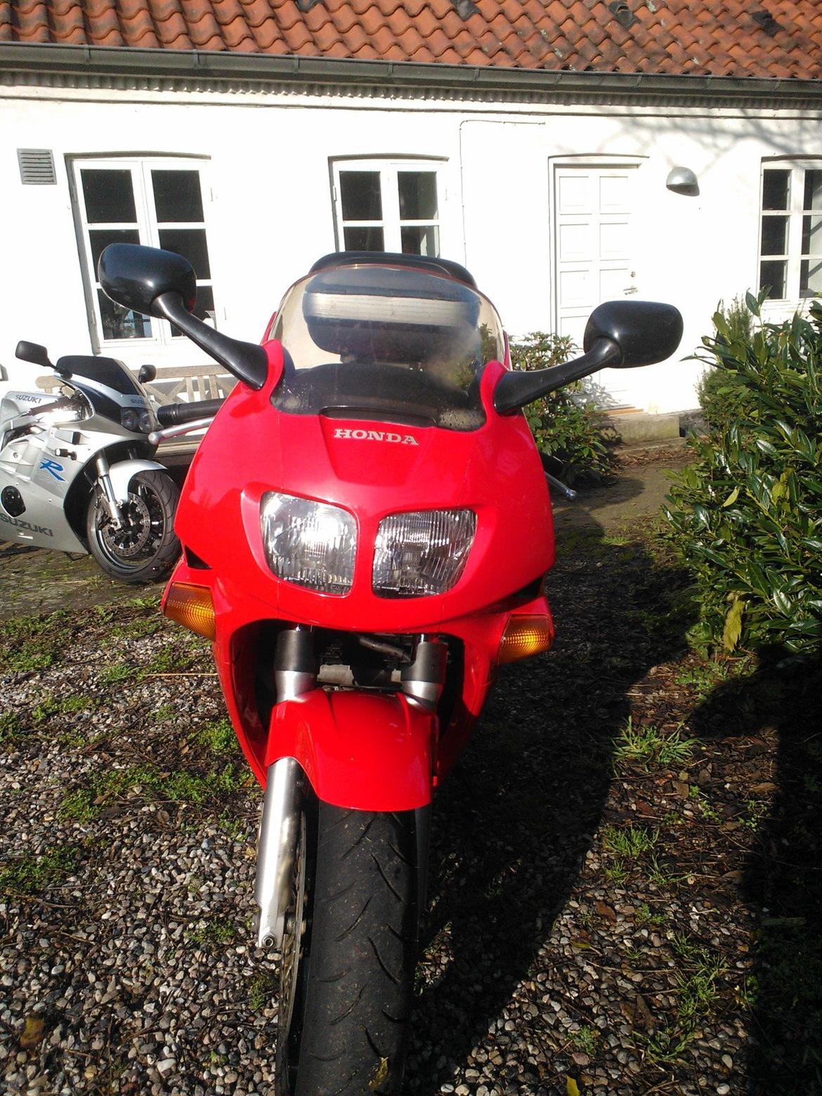 Honda VFR 750 RC36-2 billede 9