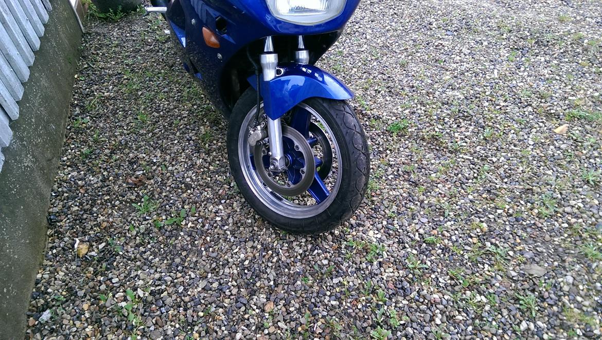 Honda vfr 400r (solgt) billede 8
