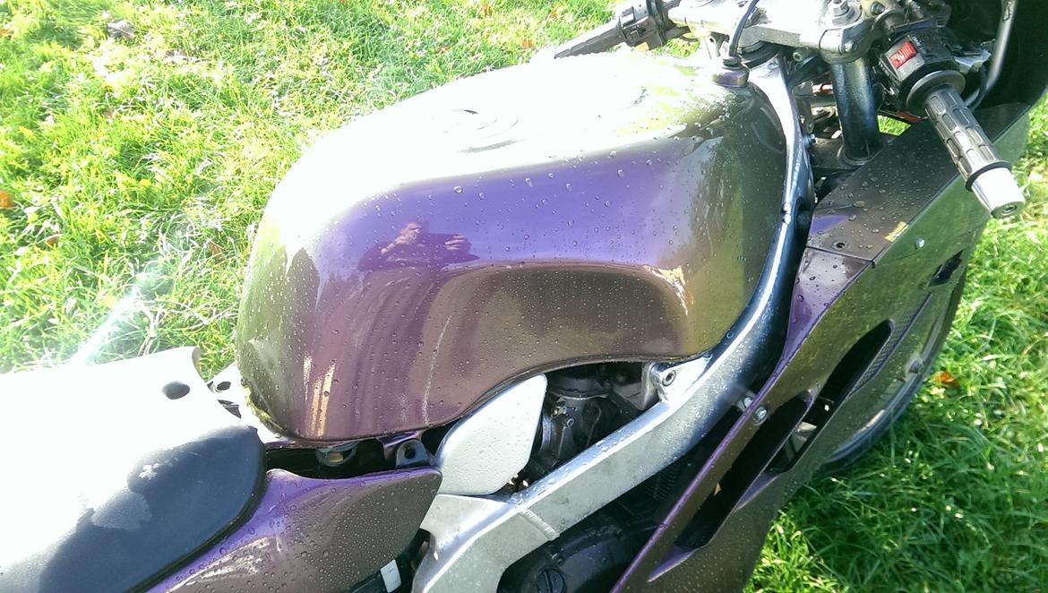 Suzuki gsx-r 400r (solgt) billede 14