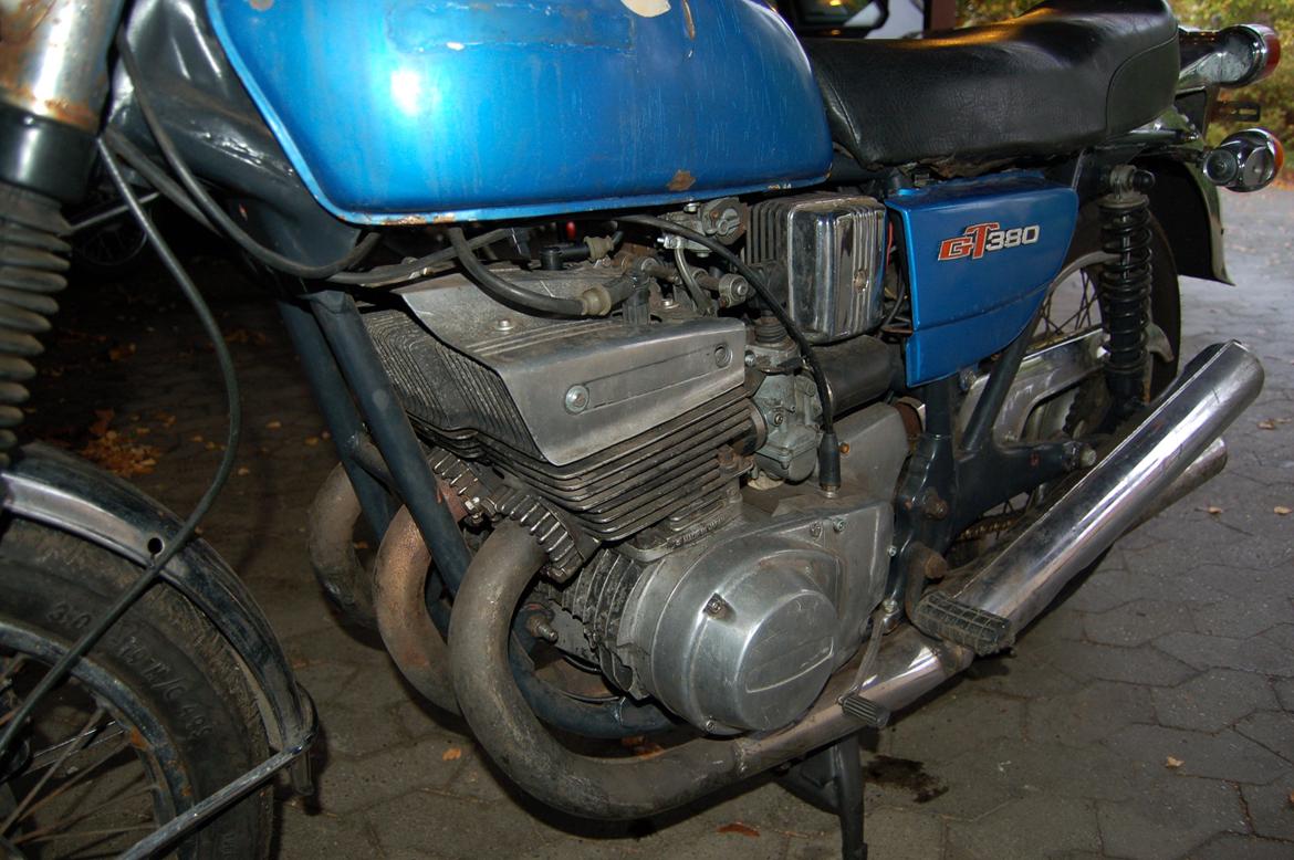 Suzuki GT 550 billede 17