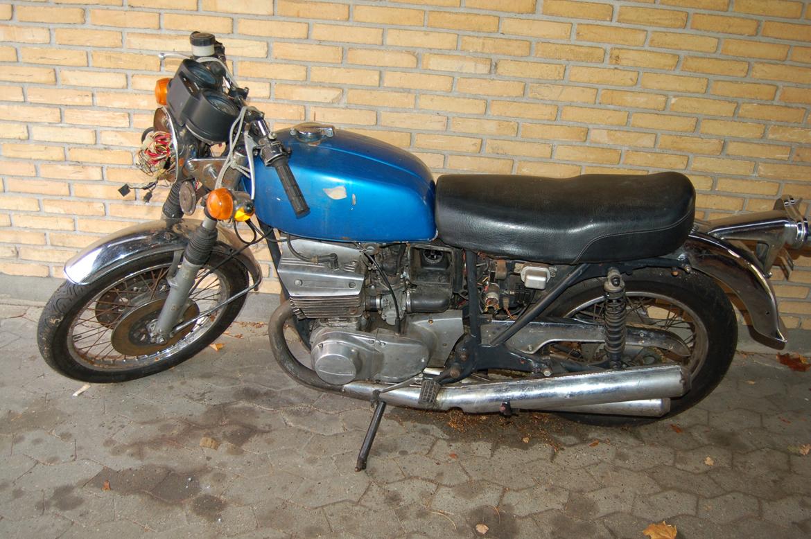 Suzuki GT 550 billede 9