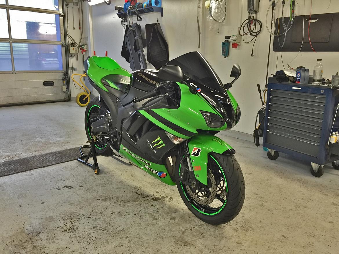 Kawasaki ZX6R billede 1