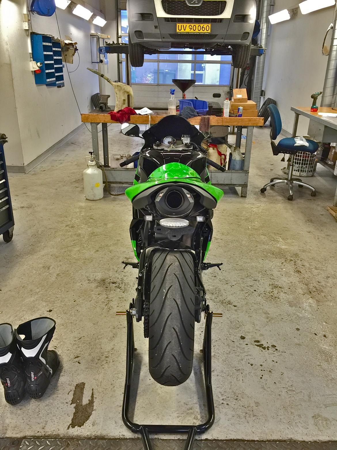 Kawasaki ZX6R billede 3