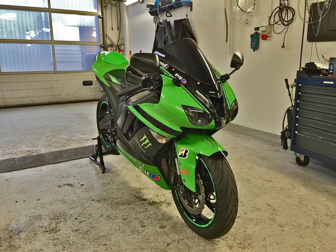 Kawasaki ZX6R billede 5