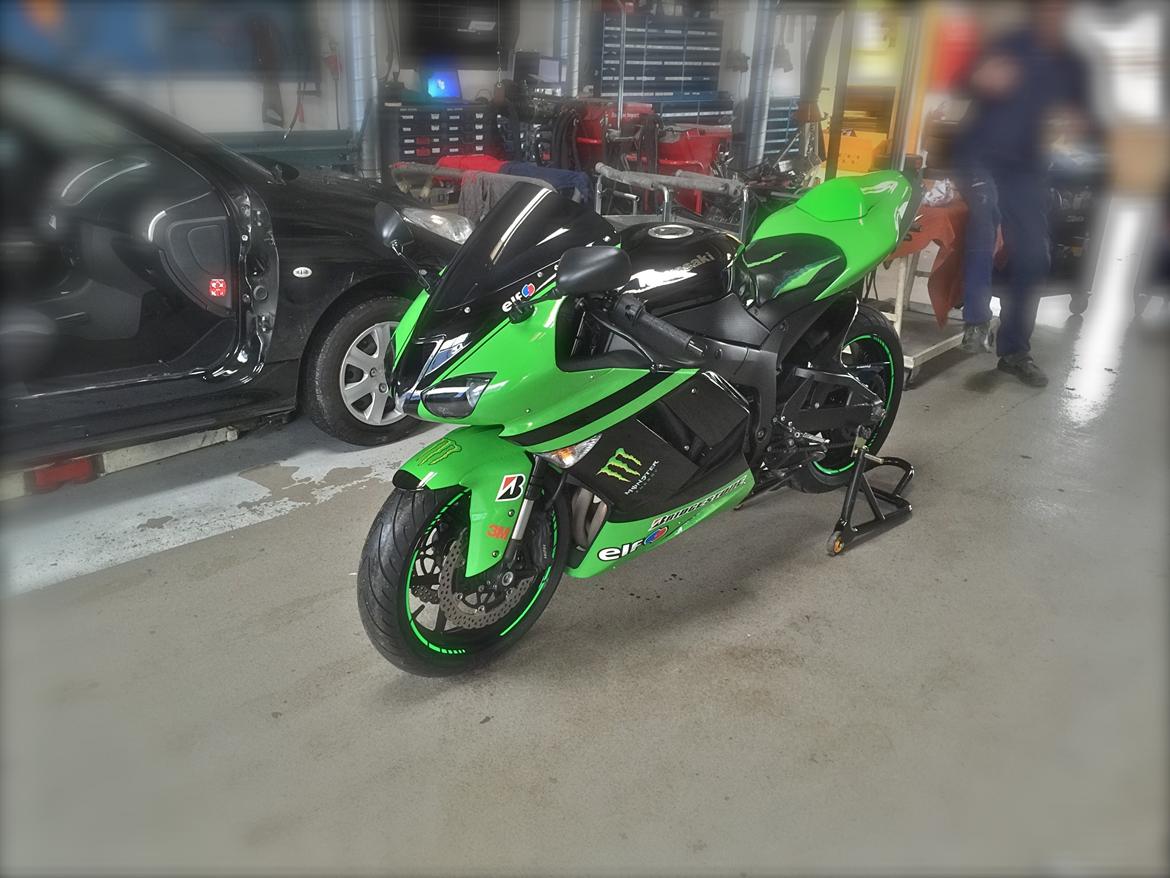 Kawasaki ZX6R billede 13
