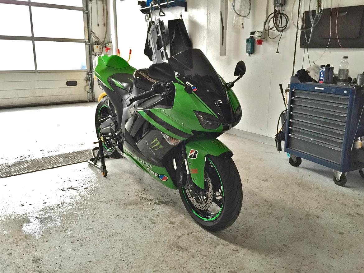 Kawasaki ZX6R billede 8