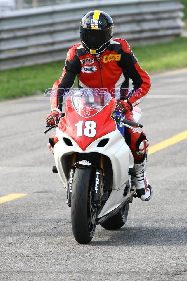 Suzuki gsxr 1000 k8 FIM Superstock billede 14