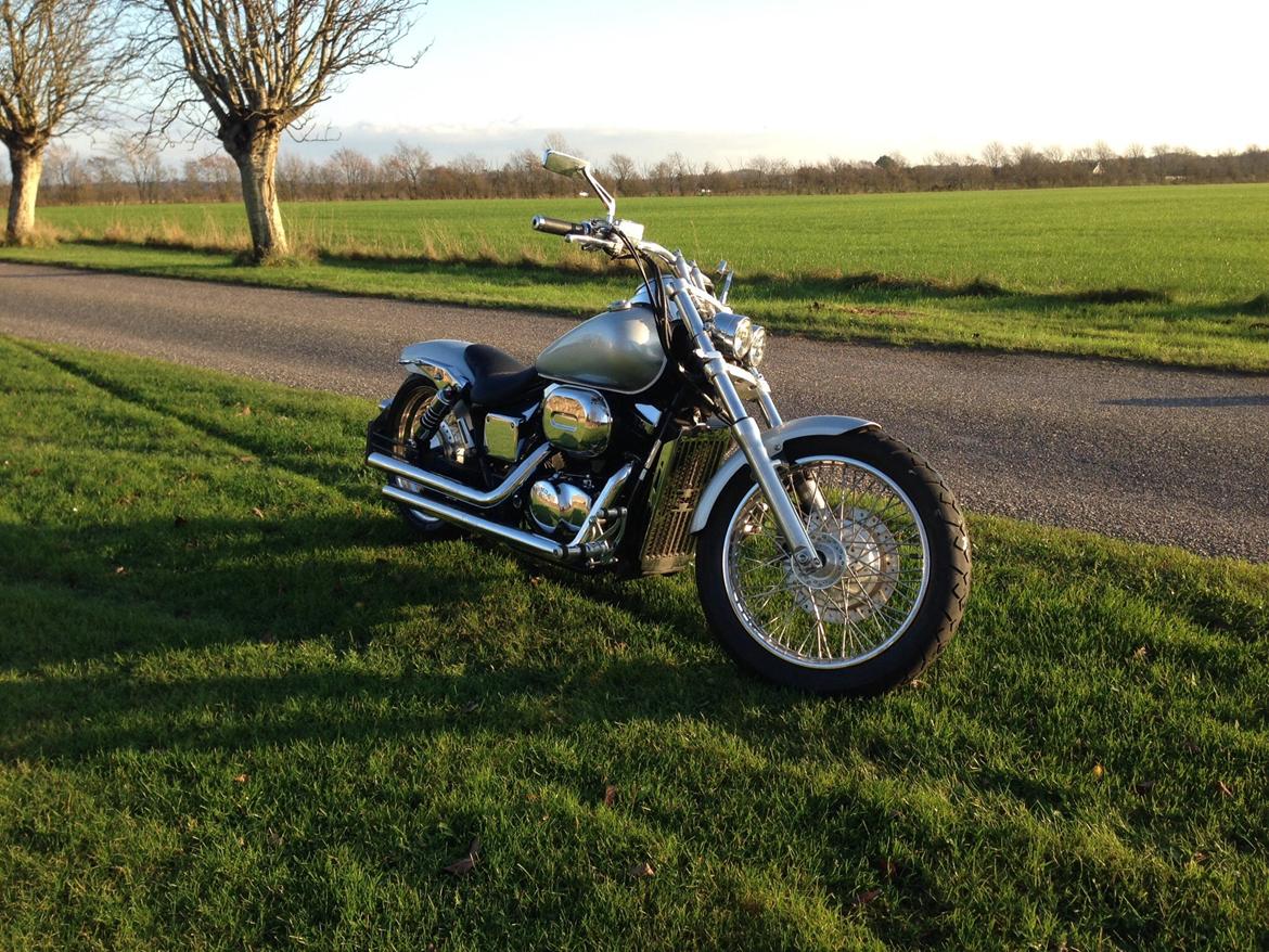 Honda VT 750 DC Black Widow billede 4