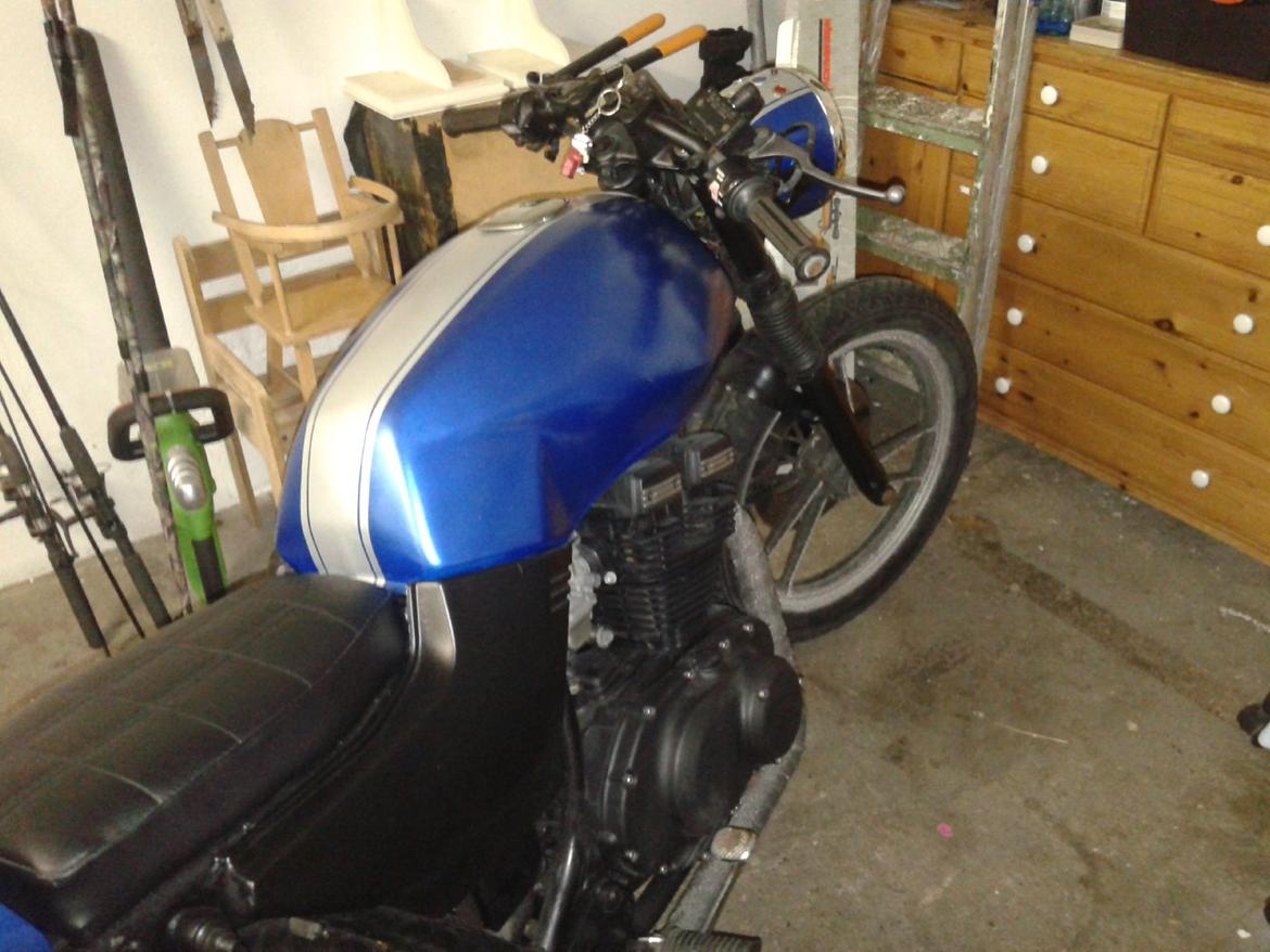 Suzuki gsx 250 es billede 2