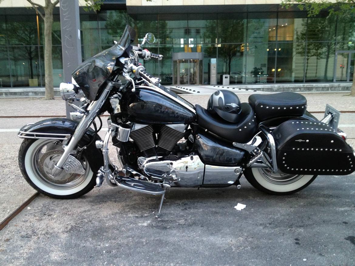 Suzuki intruder c1500