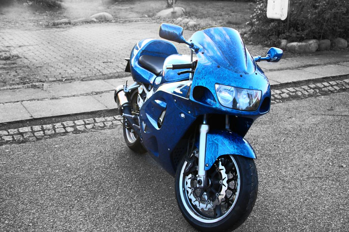 Suzuki GSXR 600 SRAD billede 2