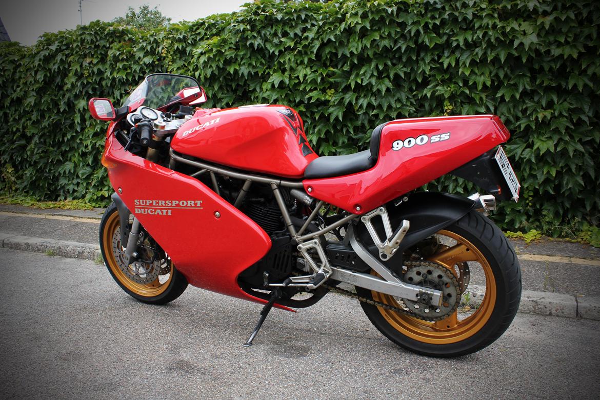 Ducati 400 SS - Billeder af mc-er - Uploaded af Jens P