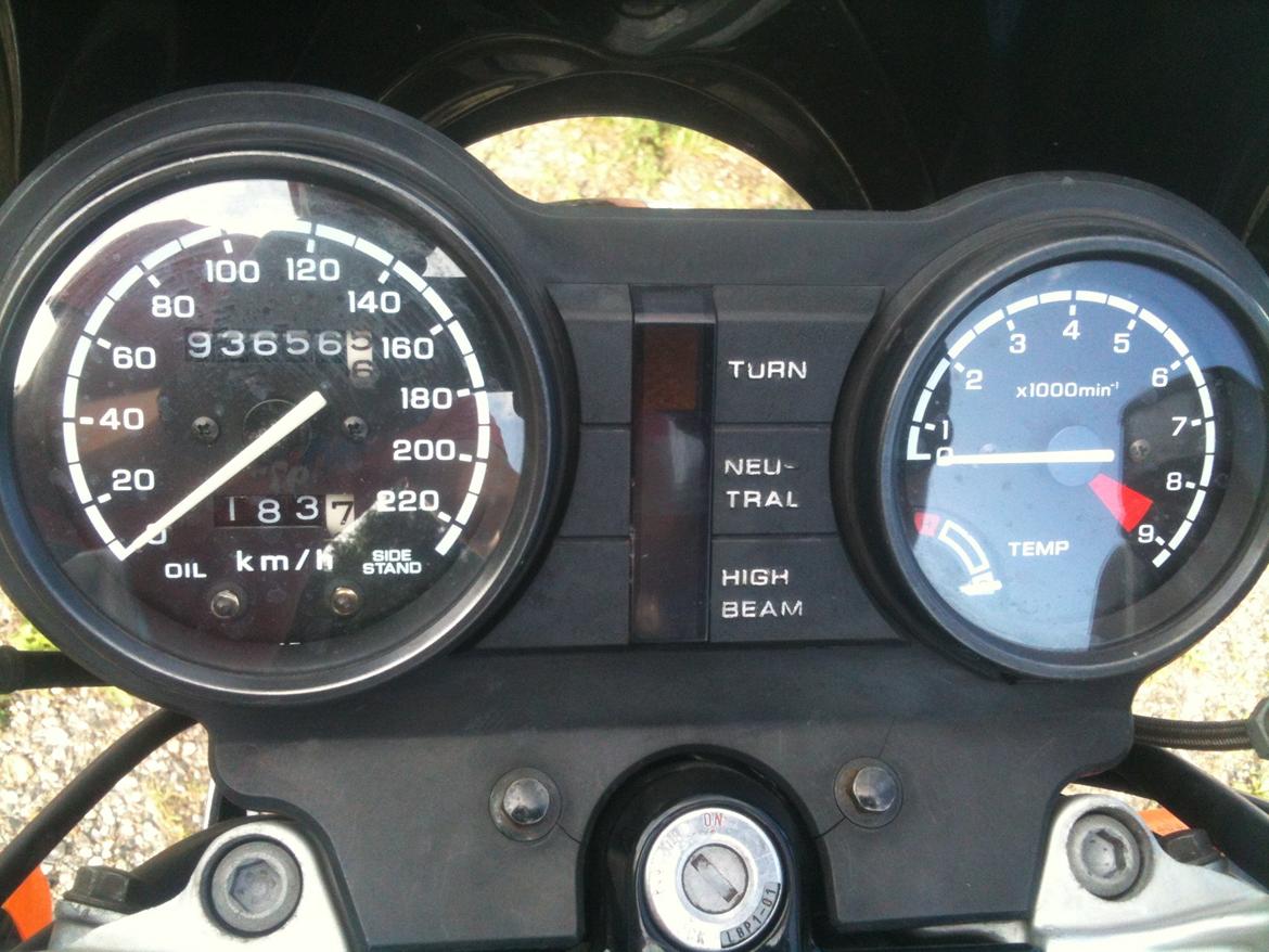 Honda NTV 650  (SOLGT) billede 6