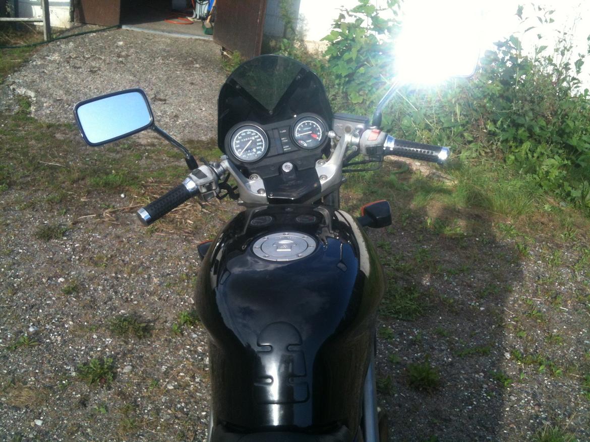 Honda NTV 650  (SOLGT) billede 7