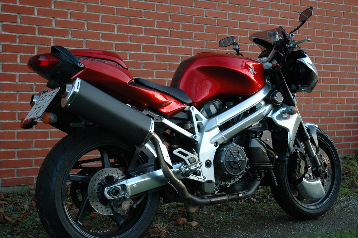 Aprilia SL1000 Falco Streetfighter billede 3