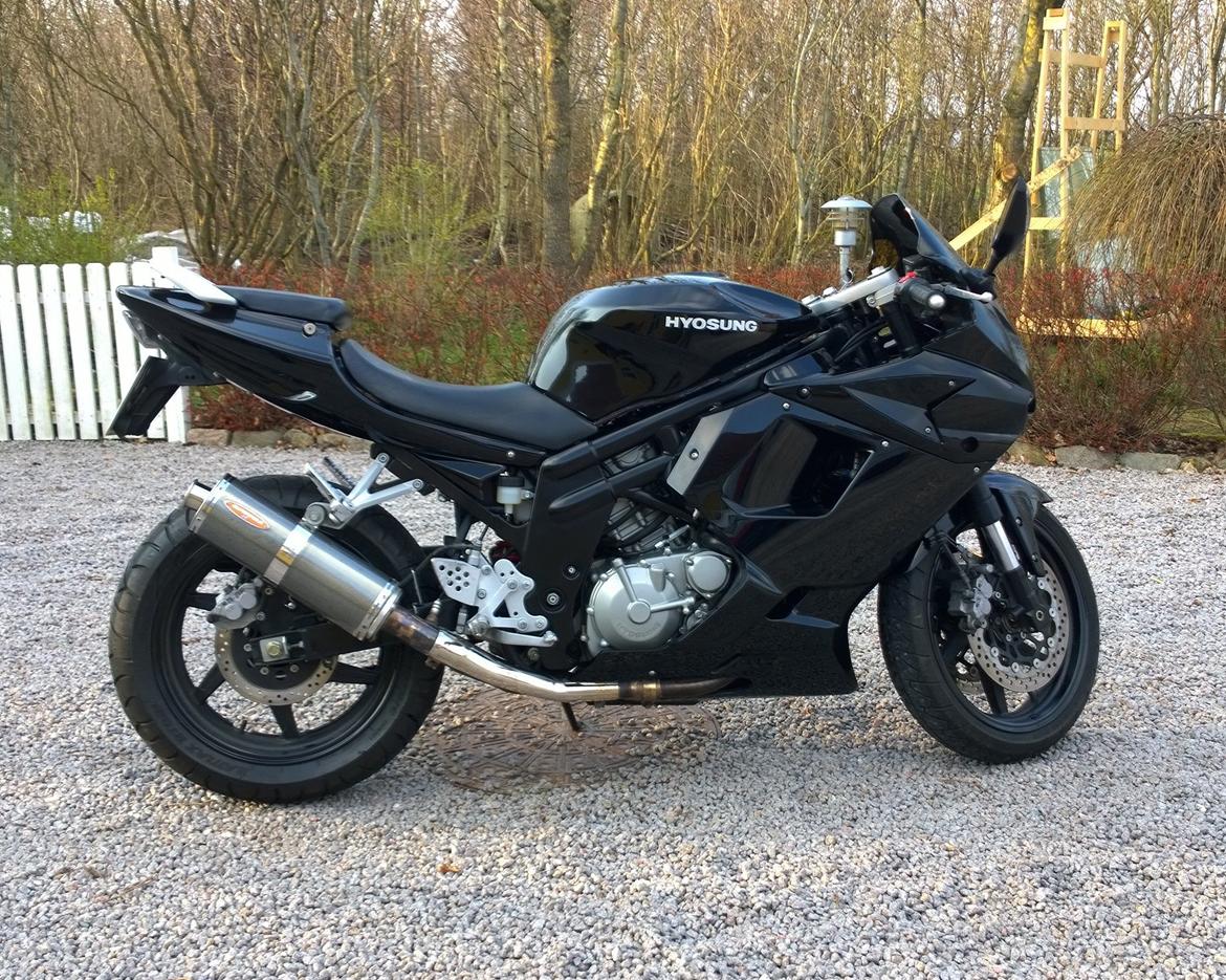 Hyosung GT 650 R billede 2