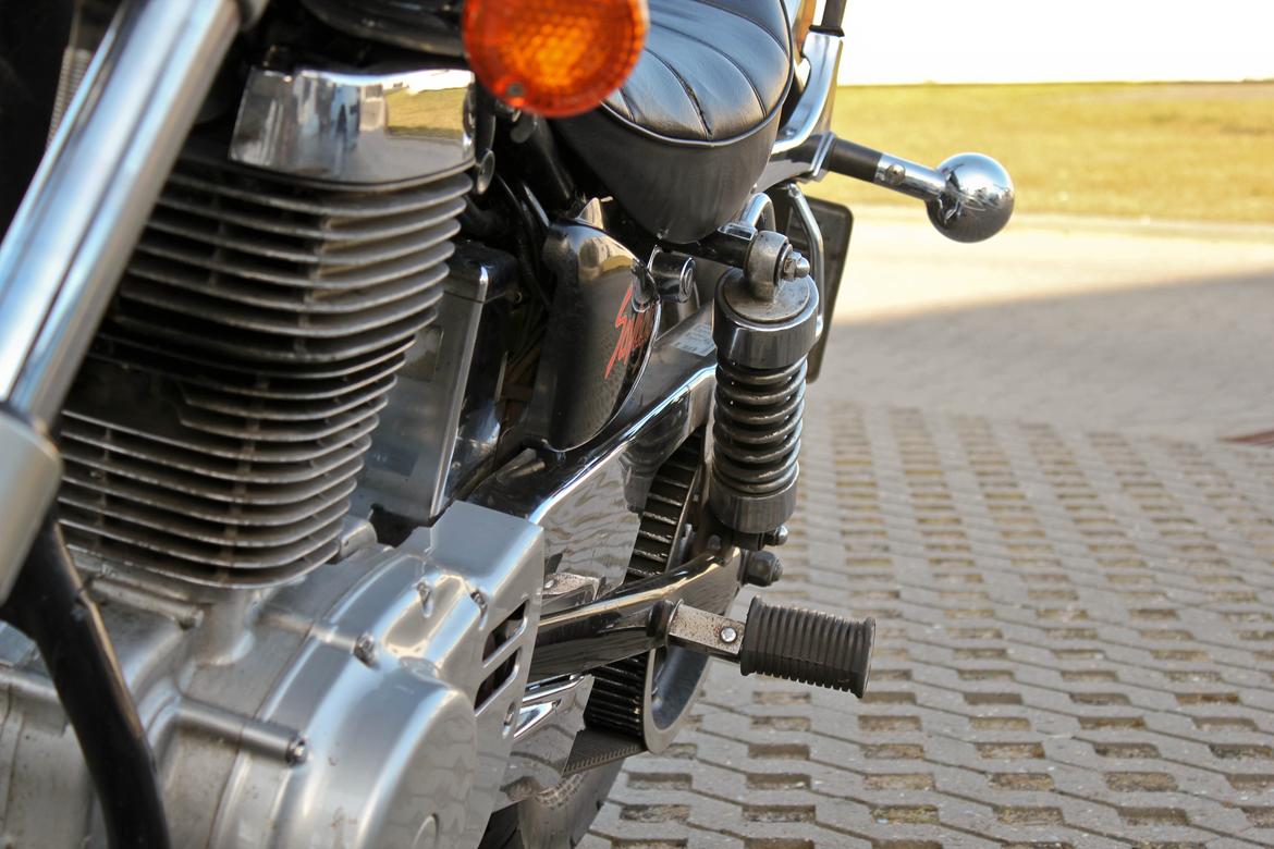 Suzuki Savage billede 4