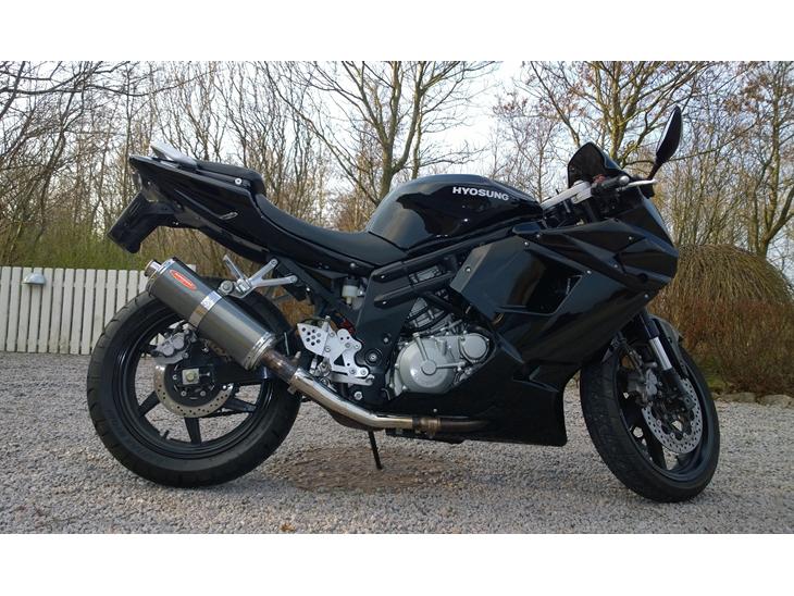 Hyosung GT 650 R billede 1