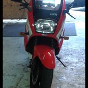 Kawasaki GPX 750 R