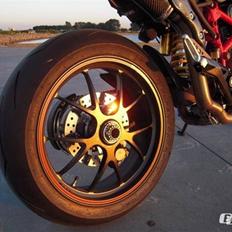 Ducati hypermotard evo sp