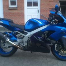 Kawasaki zx9r solgt