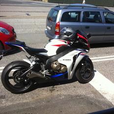 Honda CBR1000RR SC59 Fireblade