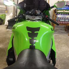 Kawasaki ZX9R