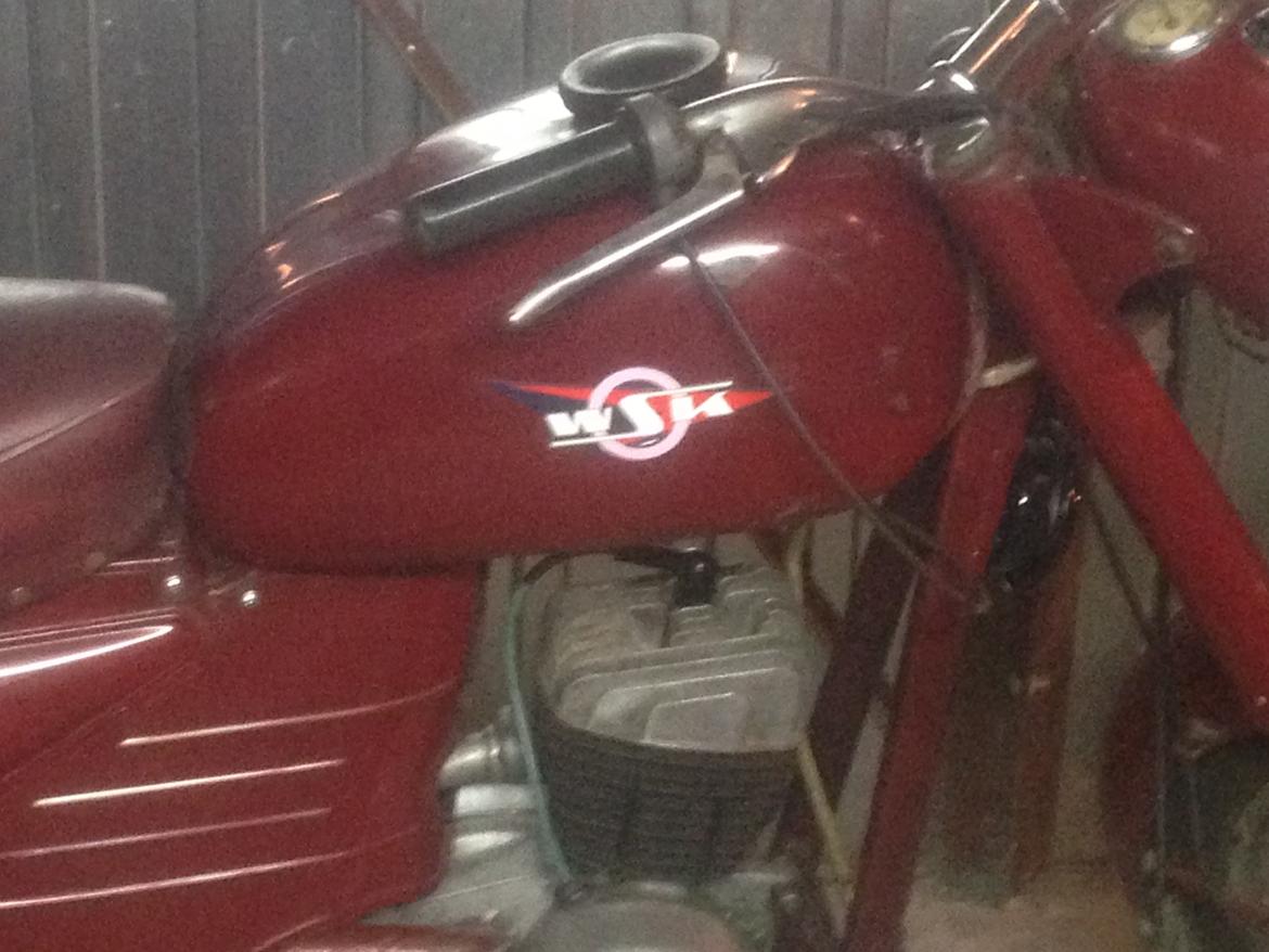 Adler Wsk 125 billede 2