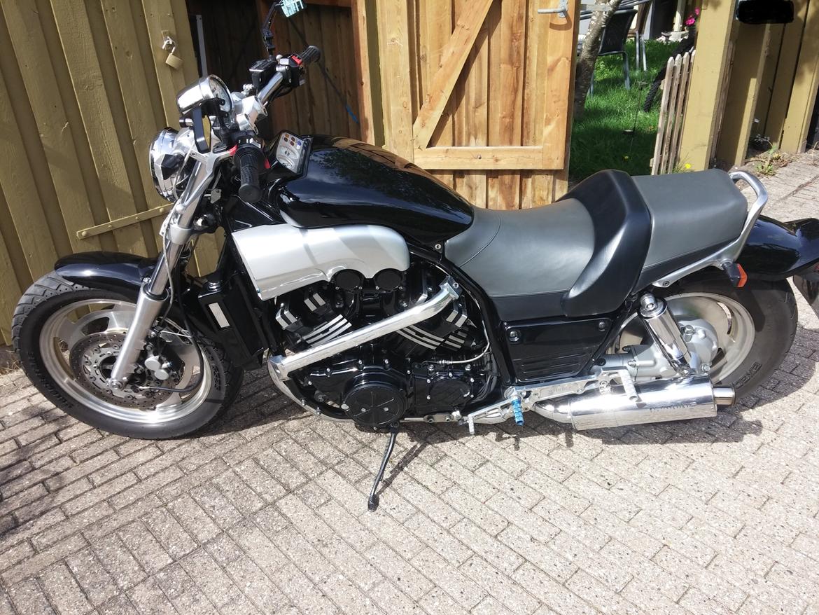 Yamaha Vmax billede 2