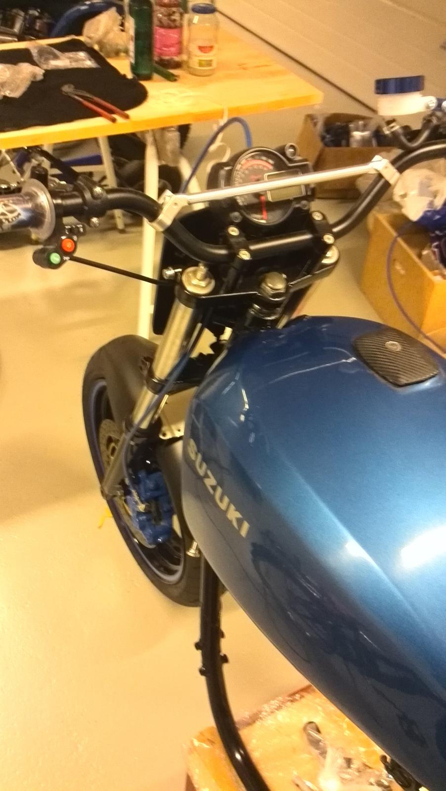 Suzuki gs 750 billede 30