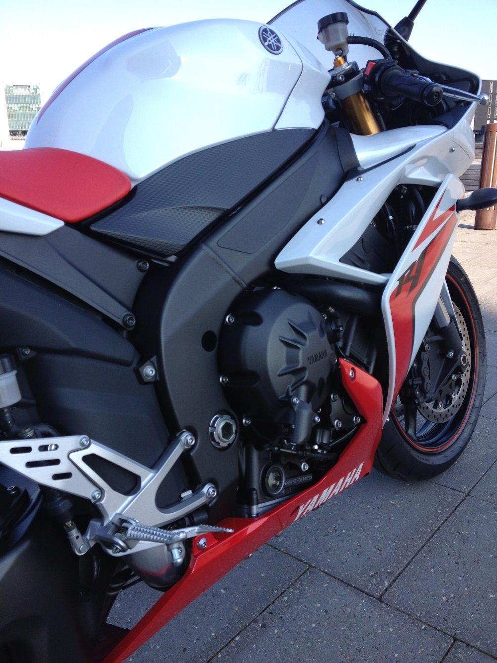 Yamaha YZF R1 (solgt) billede 9