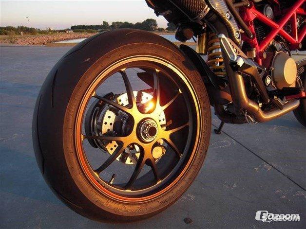 Ducati hypermotard evo sp billede 3