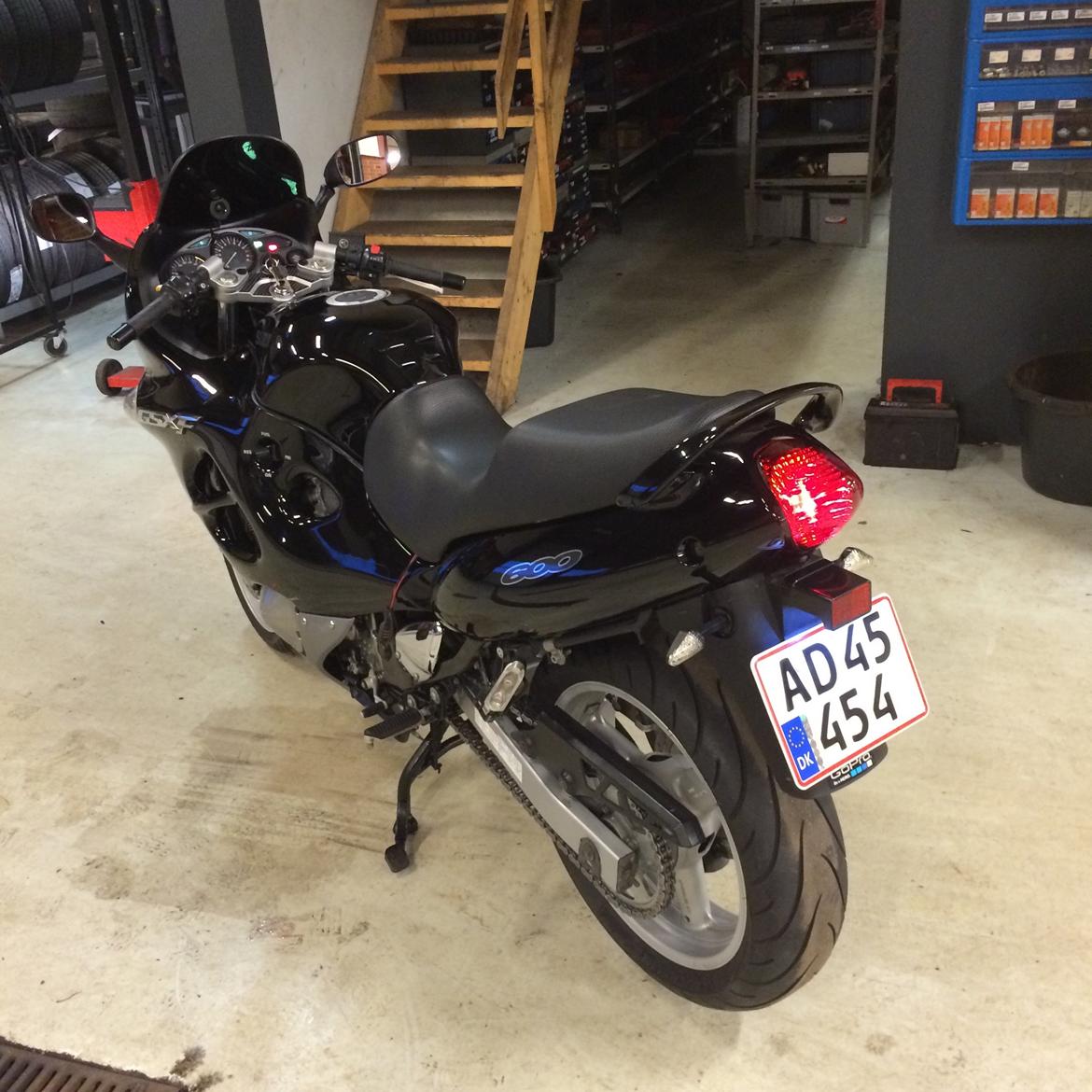 Suzuki GSX 600 F billede 5