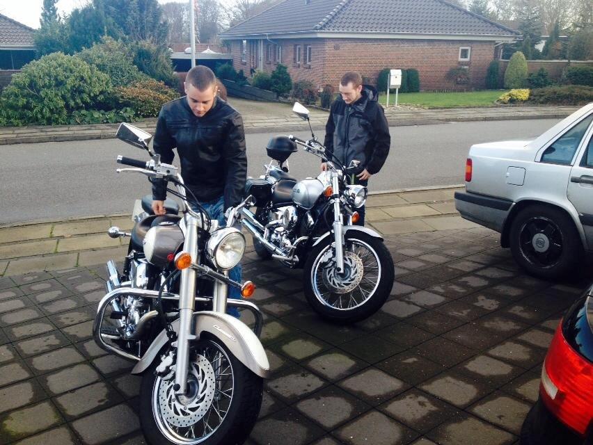 Yamaha XVS 650 Dragstar - Står lige og kigger den nye hobby an :) billede 5