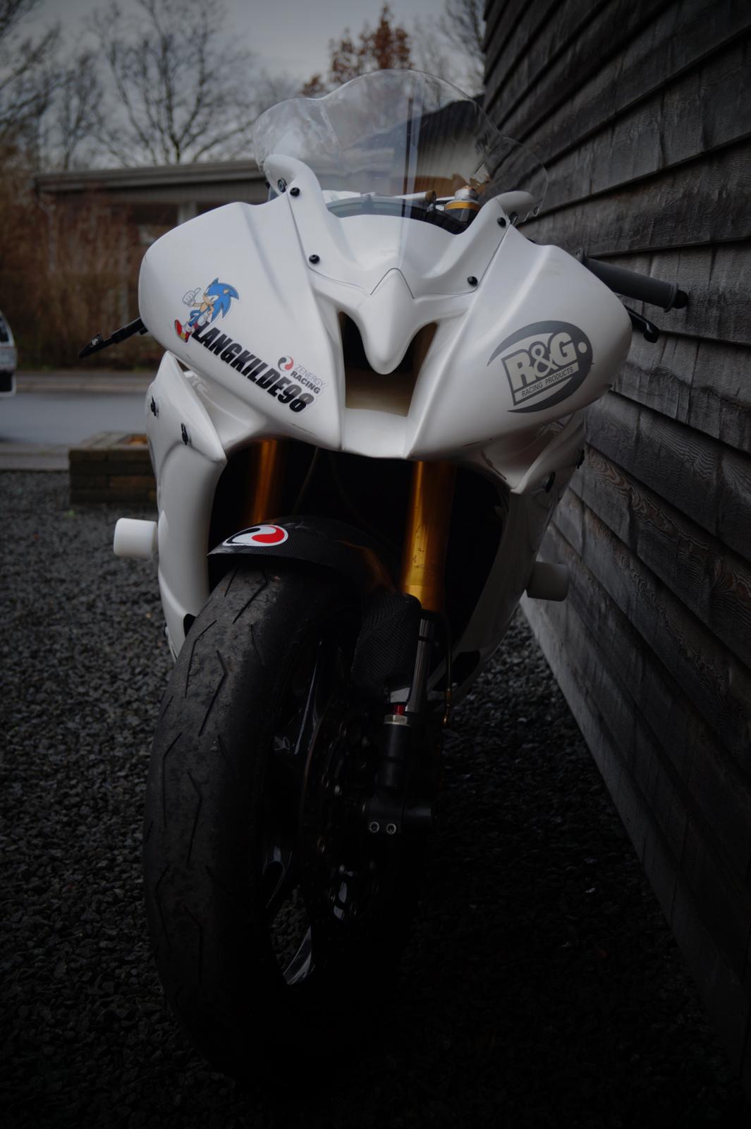 Yamaha YZF-R6 Bane billede 1