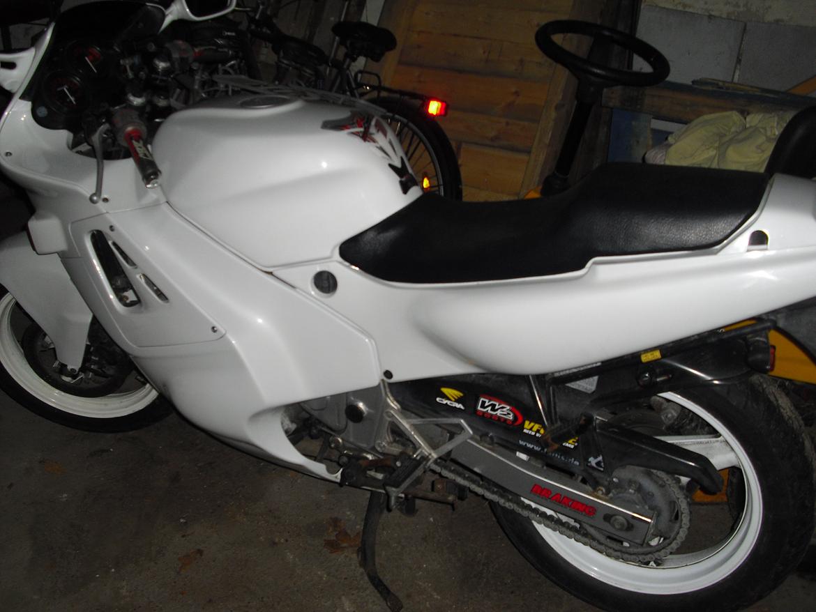 Honda Cbr 600 F billede 1