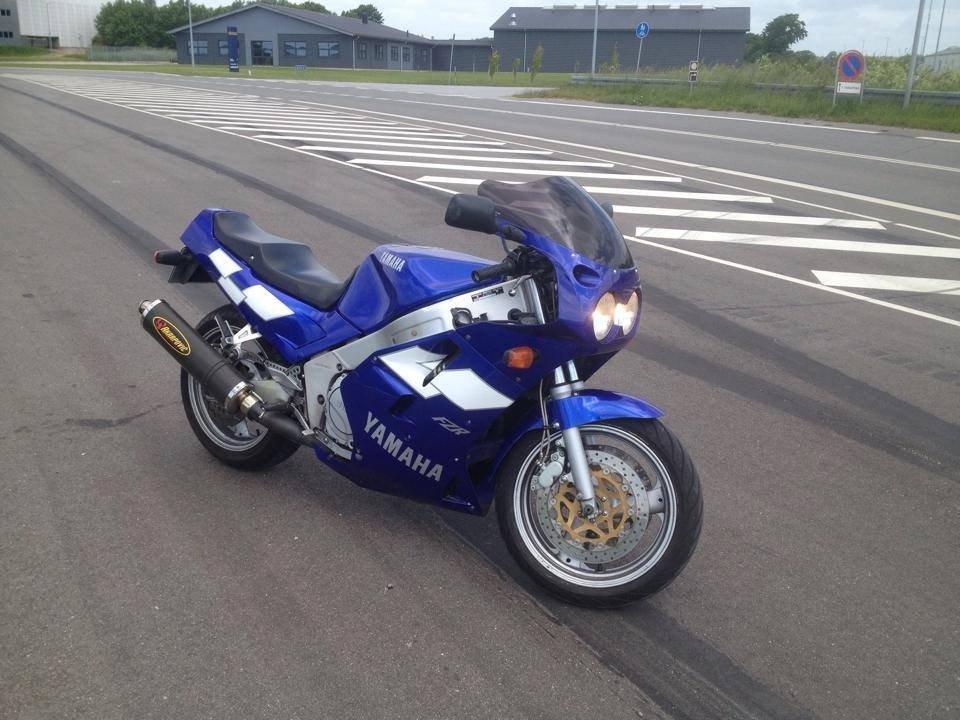 Yamaha FZR / YZF 1000 BASTARD billede 3