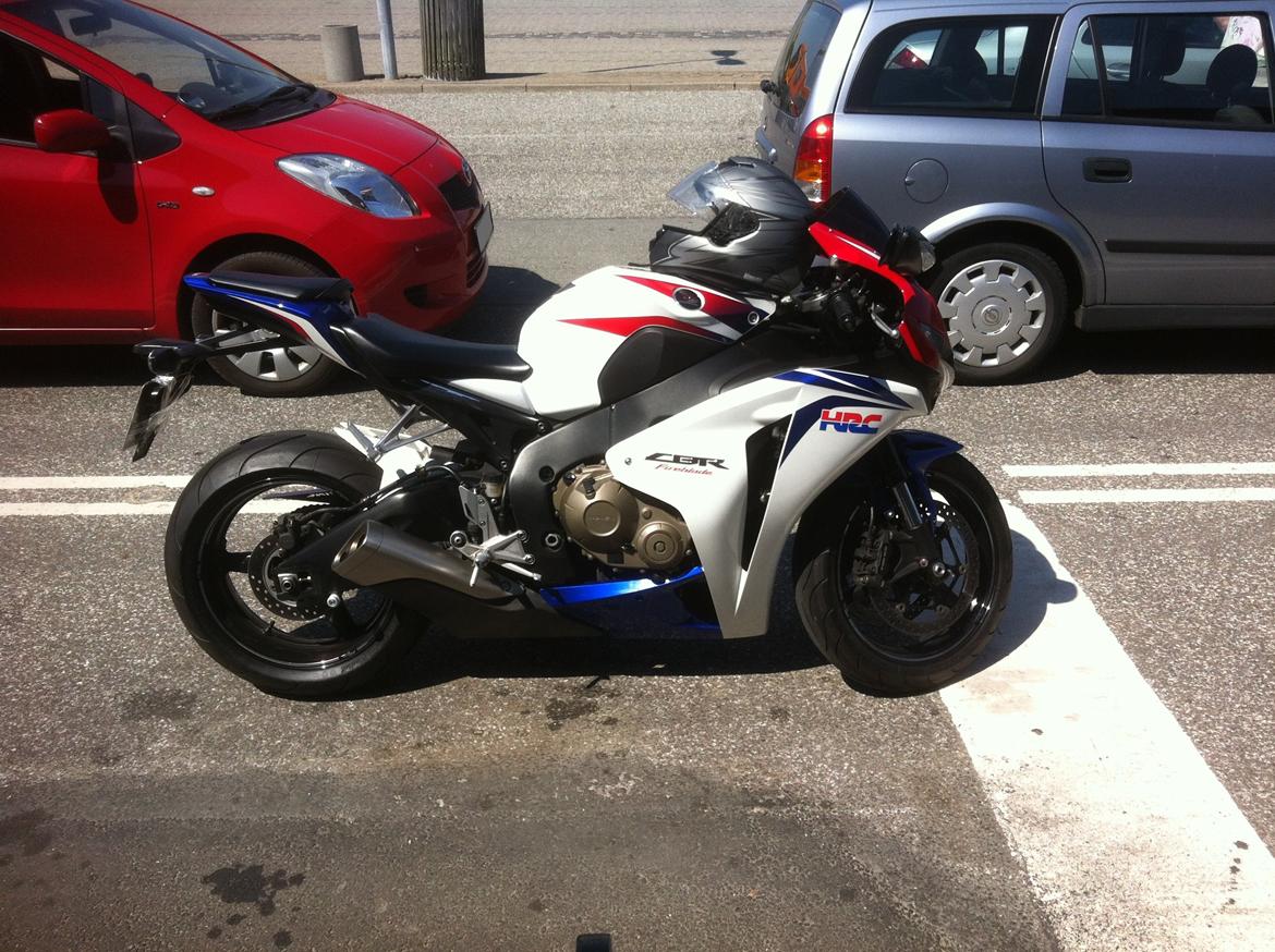 Honda CBR1000RR SC59 Fireblade billede 2