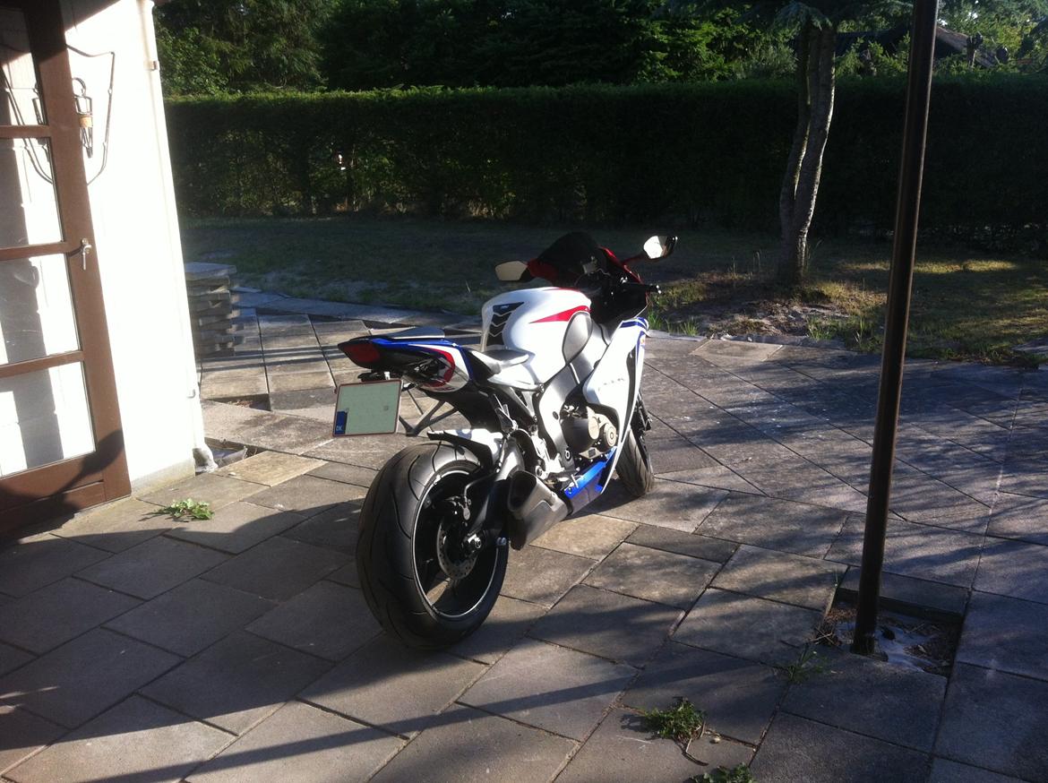 Honda CBR1000RR SC59 Fireblade billede 4
